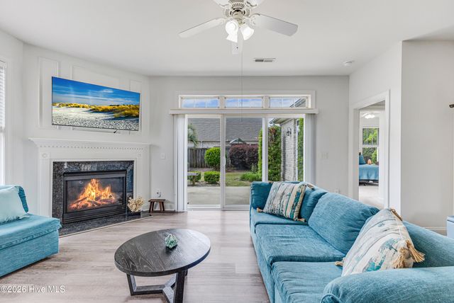 1124 Garden Club Way, Leland, NC 28451