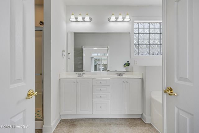 1124 Garden Club Way, Leland, NC 28451