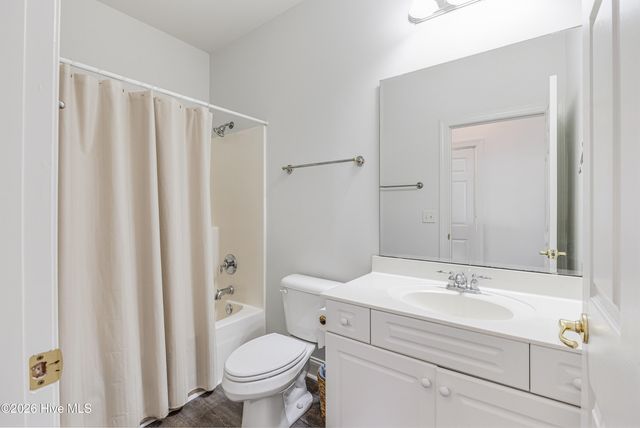 1124 Garden Club Way, Leland, NC 28451