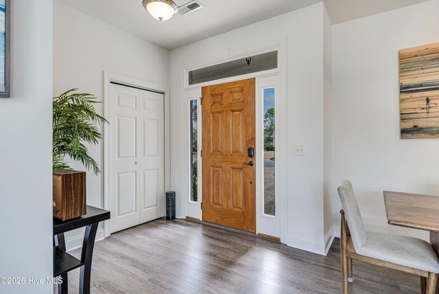 1124 Garden Club Way, Leland, NC 28451