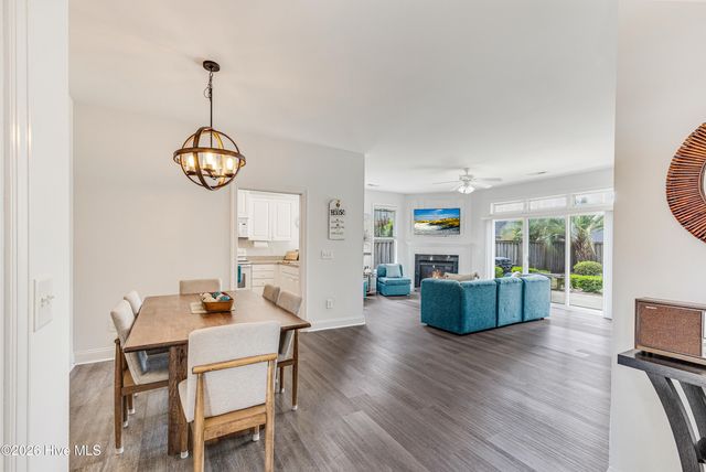 1124 Garden Club Way, Leland, NC 28451