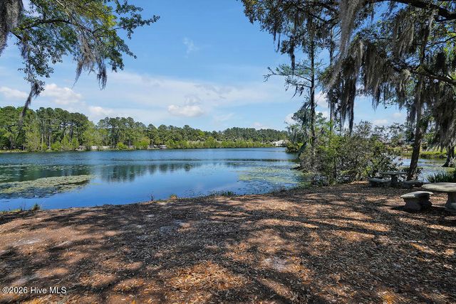 1124 Garden Club Way, Leland, NC 28451