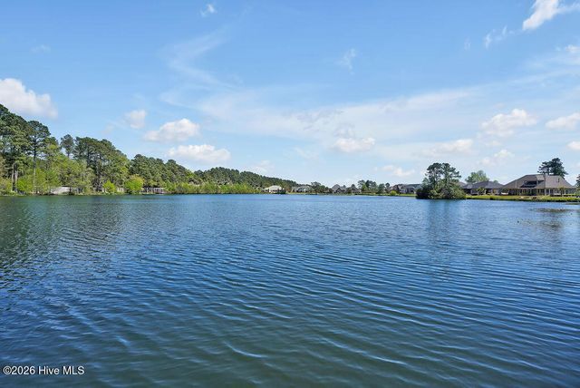 1124 Garden Club Way, Leland, NC 28451