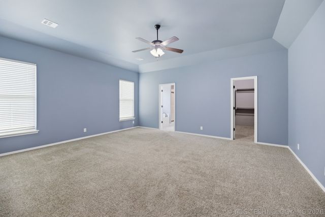 2017 W Fredericksburg Court, Broken Arrow, OK 74011