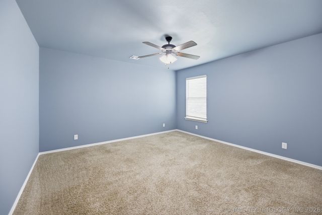 2017 W Fredericksburg Court, Broken Arrow, OK 74011