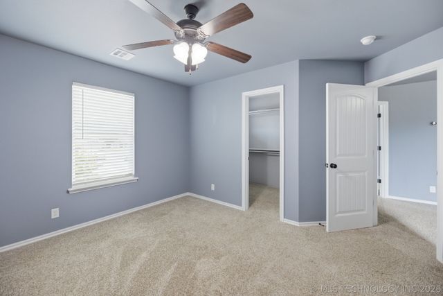 2017 W Fredericksburg Court, Broken Arrow, OK 74011