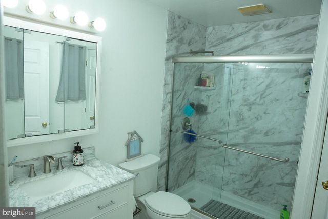 600 LAWRENCE AVE, Toms River, NJ 08757