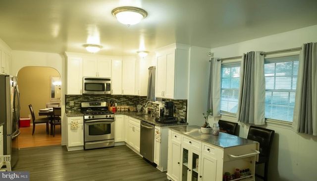 600 LAWRENCE AVE, Toms River, NJ 08757