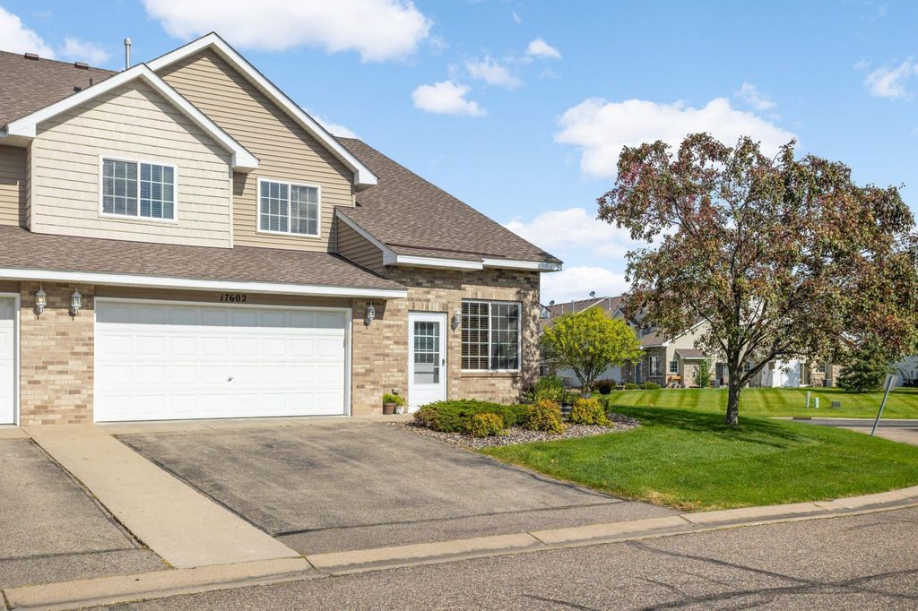 17602 Gillette Way 2016, Lakeville, MN 55044