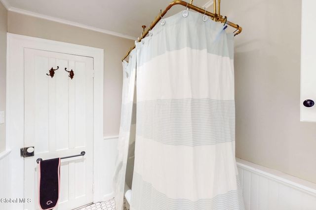 215 Jay Street, Albany, NY 12210