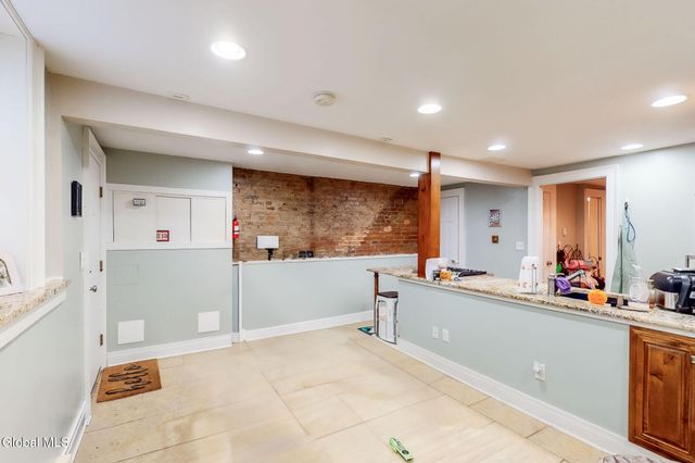 215 Jay Street, Albany, NY 12210