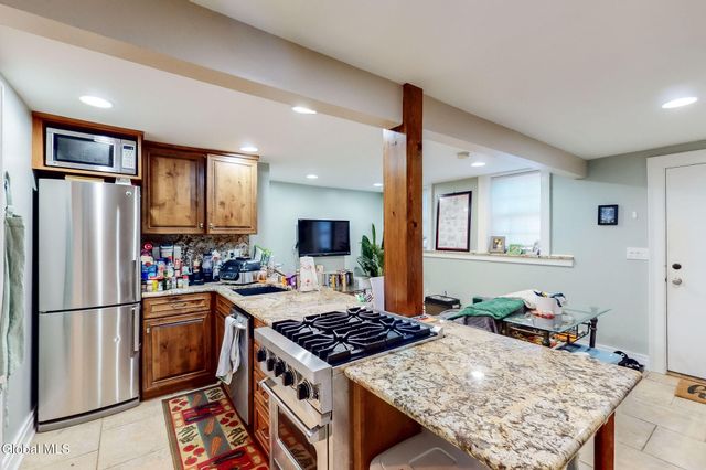 215 Jay Street, Albany, NY 12210