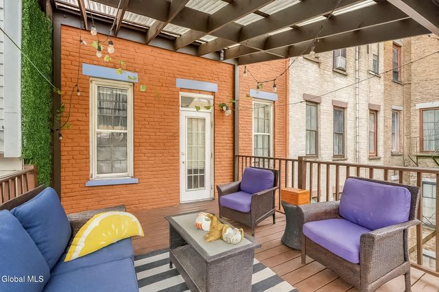 215 Jay Street, Albany, NY 12210