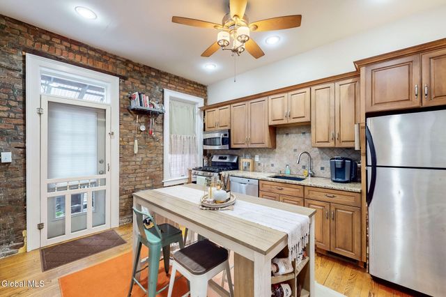 215 Jay Street, Albany, NY 12210