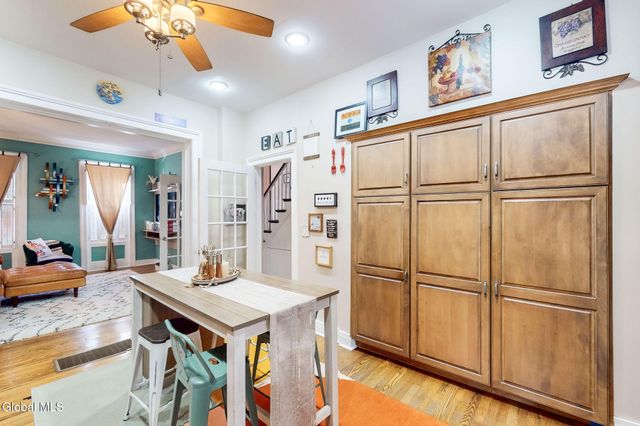 215 Jay Street, Albany, NY 12210