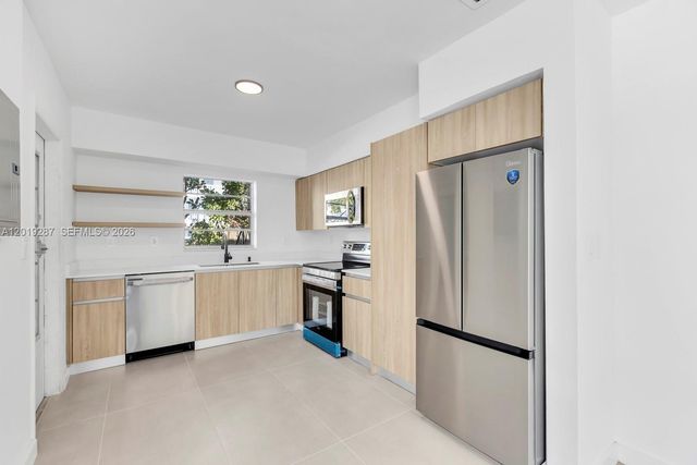 1130 102nd St 1, Bay Harbor Islands, FL 33154