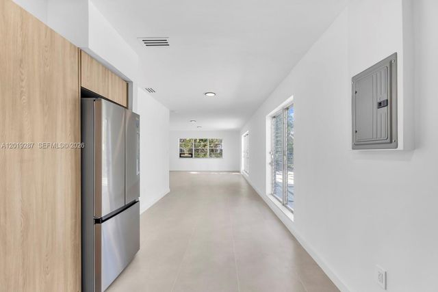 1130 102nd St 1, Bay Harbor Islands, FL 33154