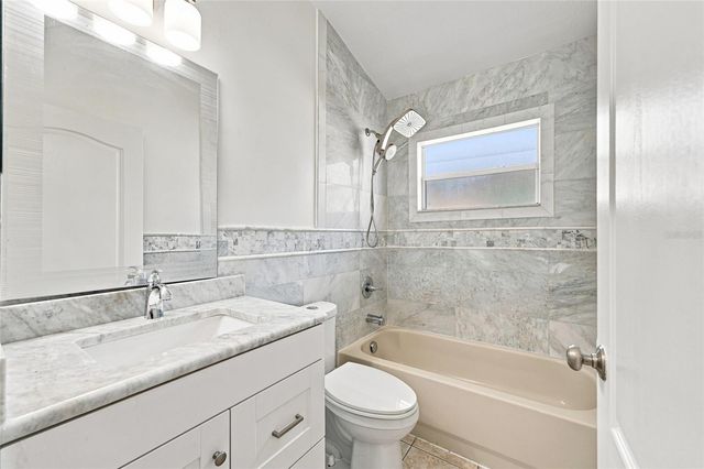 12018 NORTHUMBERLAND DRIVE, Tampa, FL 33626