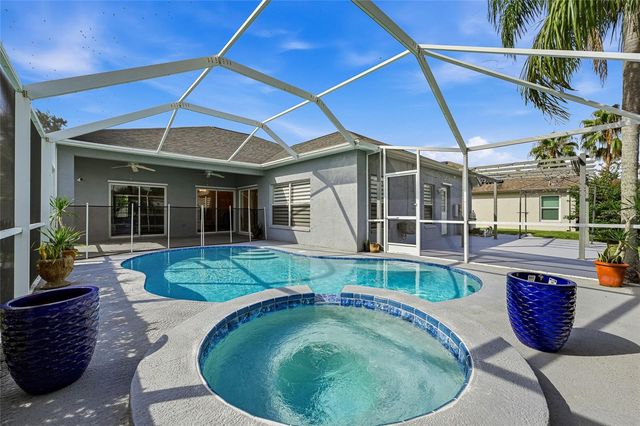 12018 NORTHUMBERLAND DRIVE, Tampa, FL 33626