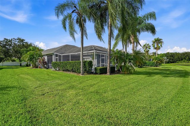 12018 NORTHUMBERLAND DRIVE, Tampa, FL 33626