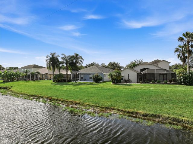 12018 NORTHUMBERLAND DRIVE, Tampa, FL 33626