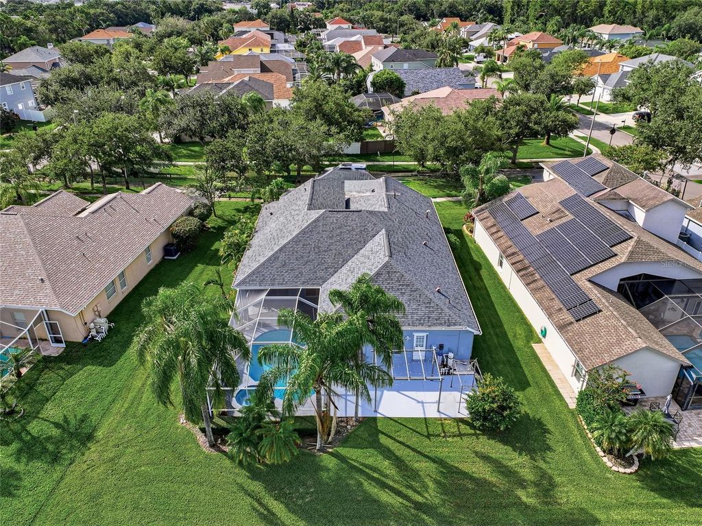 Image 48 of property listing at 12018 NORTHUMBERLAND DRIVE, Tampa, FL 33626