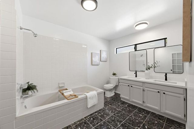 114 E Hillsdale Boulevard, San Mateo, CA 94403