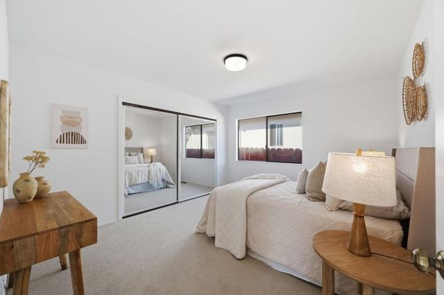 114 E Hillsdale Boulevard, San Mateo, CA 94403