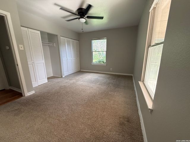 4318 DIAMONDHEAD DR, San Antonio, TX 78218