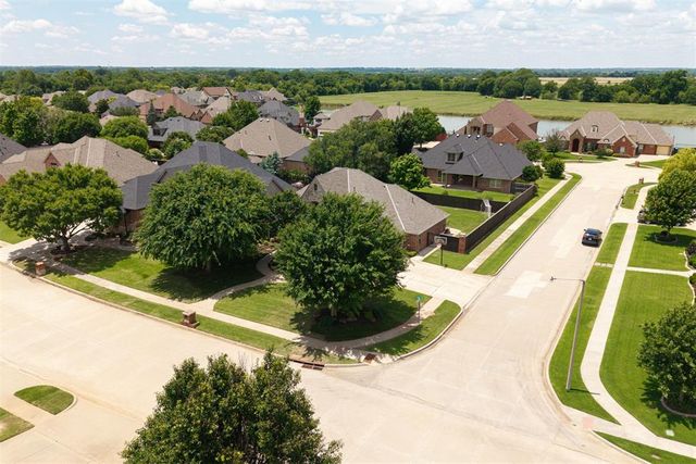 712 Trisha Lane, Norman, OK 73072