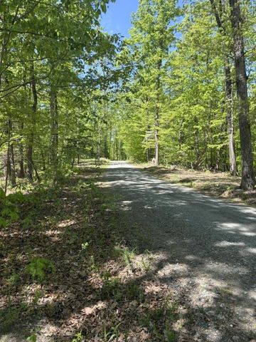 DAVIS LN, Aroda, VA 22709