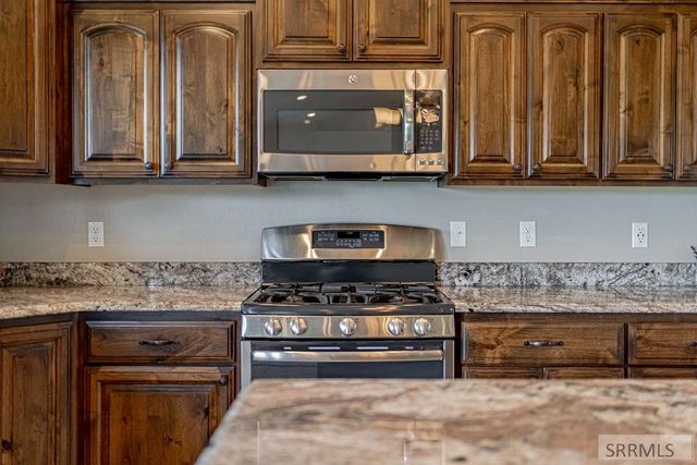 6334 Glen Abby Circle, Idaho Falls, ID 83401