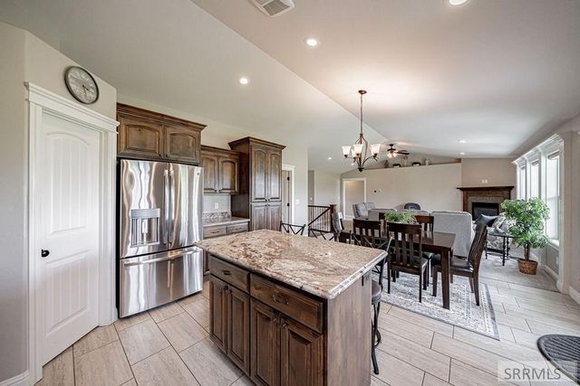 6334 Glen Abby Circle, Idaho Falls, ID 83401