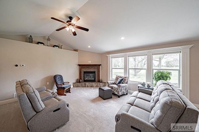 6334 Glen Abby Circle, Idaho Falls, ID 83401