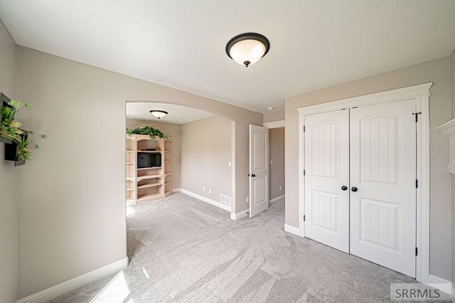 6334 Glen Abby Circle, Idaho Falls, ID 83401