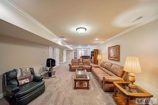 6334 Glen Abby Circle, Idaho Falls, ID 83401