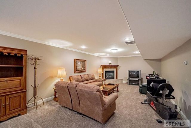 6334 Glen Abby Circle, Idaho Falls, ID 83401