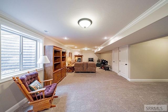 6334 Glen Abby Circle, Idaho Falls, ID 83401