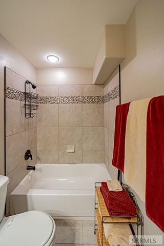 6334 Glen Abby Circle, Idaho Falls, ID 83401