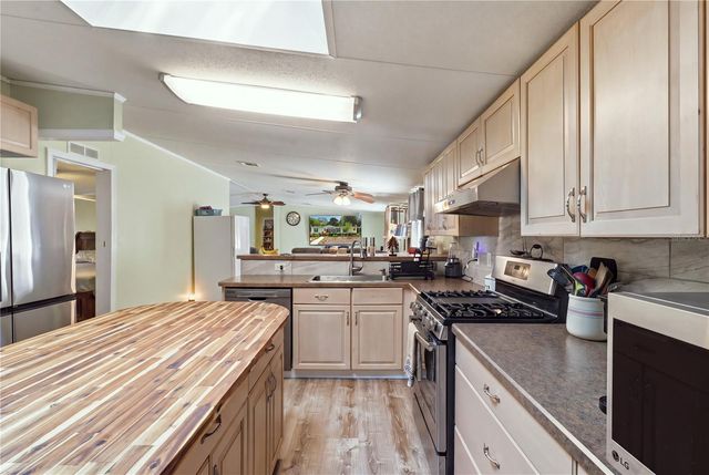 6791 N VELVETEEN POINT, Dunnellon, FL 34433