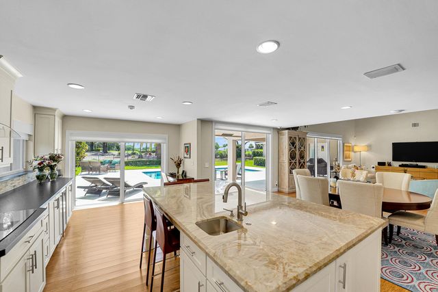 4961 Bocaire Boulevard, Boca Raton, FL 33487