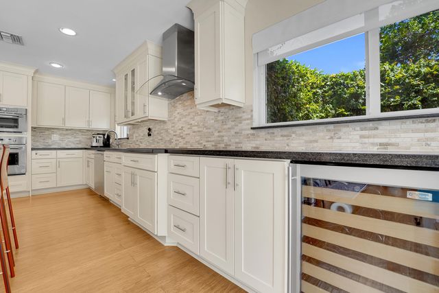4961 Bocaire Boulevard, Boca Raton, FL 33487