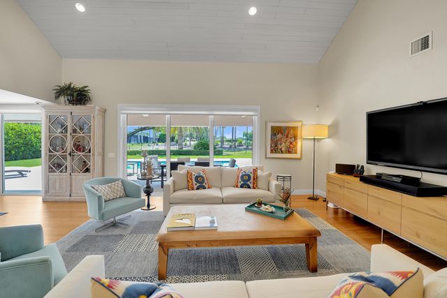 4961 Bocaire Boulevard, Boca Raton, FL 33487