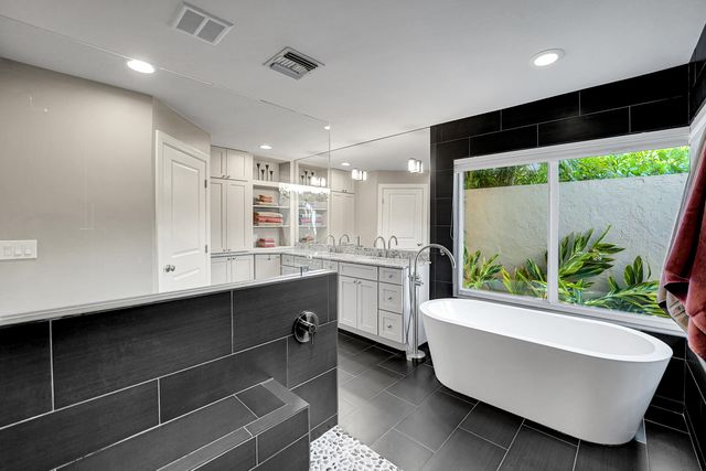 4961 Bocaire Boulevard, Boca Raton, FL 33487