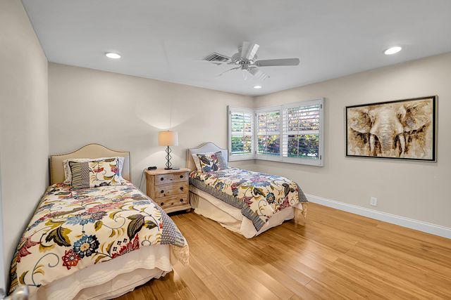 4961 Bocaire Boulevard, Boca Raton, FL 33487