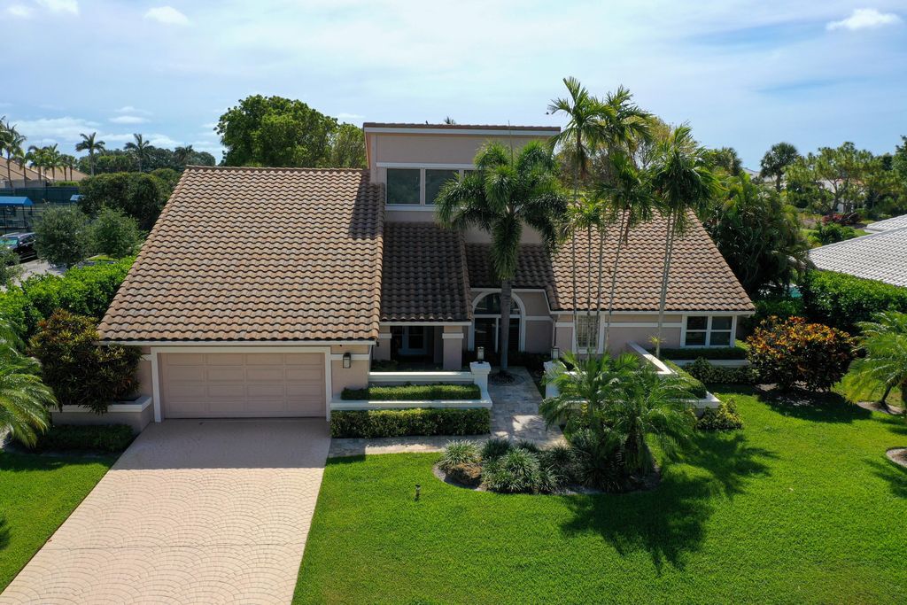 4961 Bocaire Boulevard, Boca Raton, FL 33487