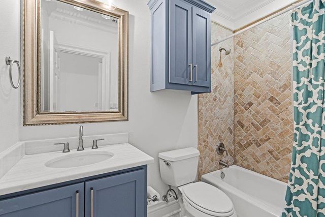 1609 Hartford RD A, Austin, TX 78703