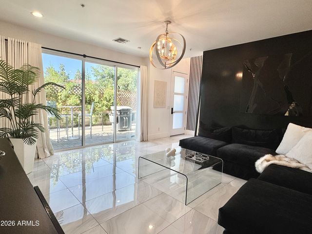 3107 N 70TH Street 1003, Scottsdale, AZ 85251