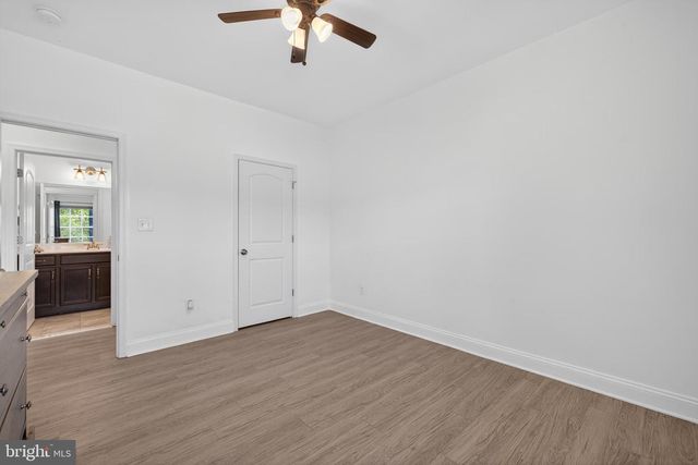 6471 SILK RD, Jeffersonton, VA 22724