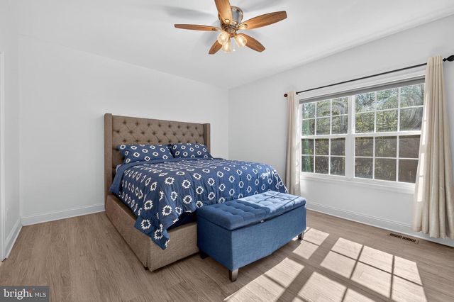 6471 SILK RD, Jeffersonton, VA 22724